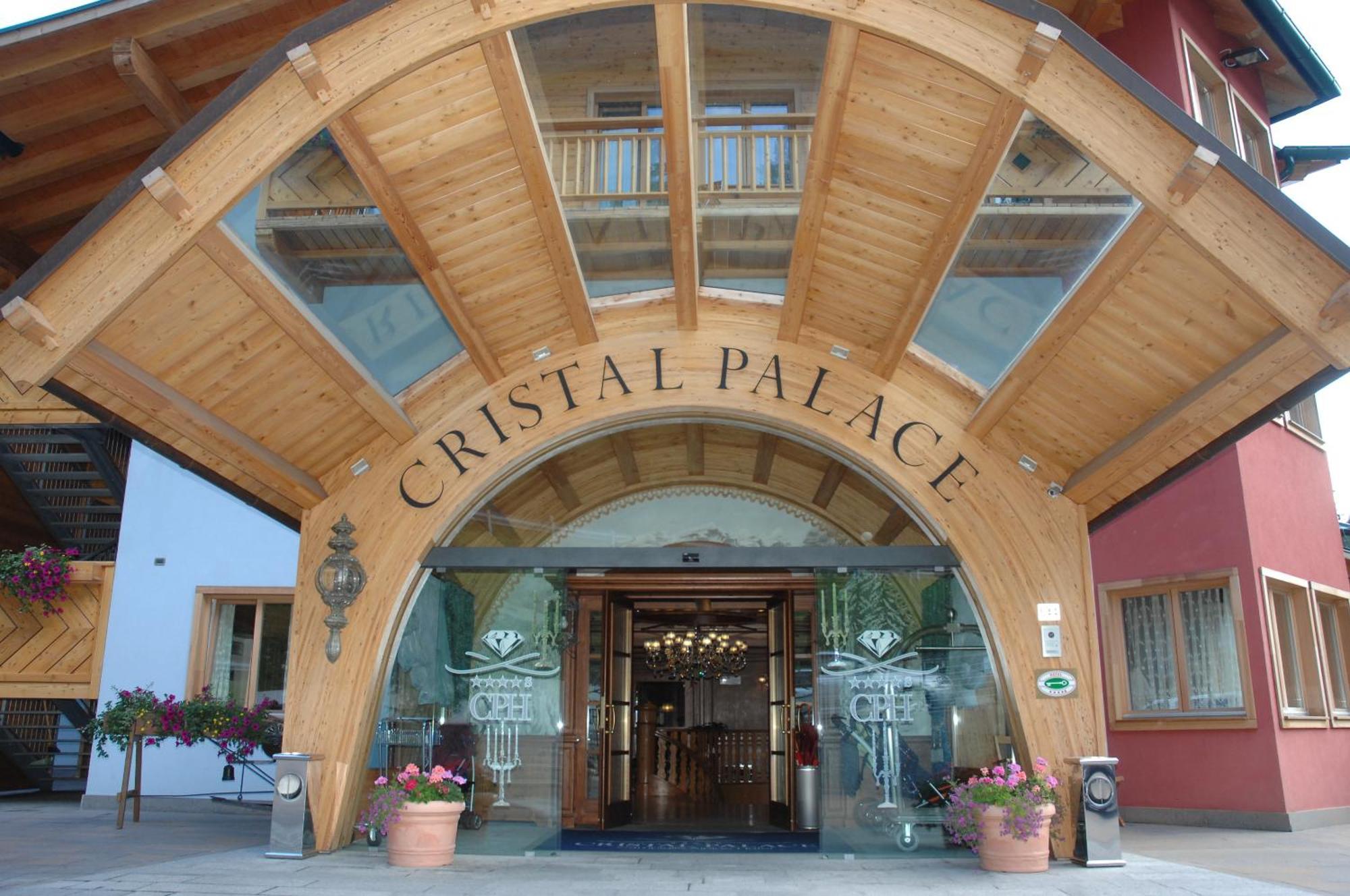 Cristal Palace Hotel Madonna di Campiglio Bagian luar foto